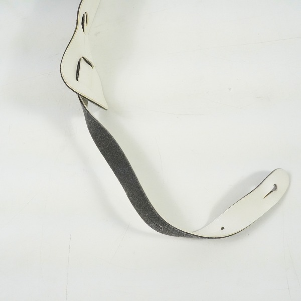 実際に弊社で買取させて頂いたFERNANDES/フェルナンデス レザー調 ストラップ ギターストラップ ベースストラップ ホワイト系の画像 8枚目