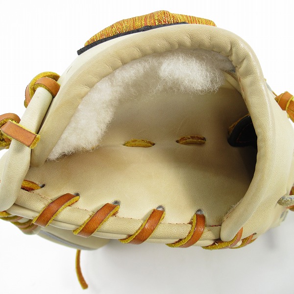 実際に弊社で買取させて頂いたMIZUNO/ミズノ ミズノプロClassic  軟式グローブ 軟式用内野手用 1AJGR30013/9の画像 4枚目