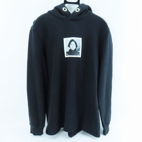 実際に弊社で買取させて頂いた【JPタグ】GIVENCHY/ジバンシー フォトプリント プルオーバーパーカー 17W 7155 653/S