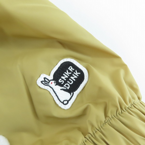 実際に弊社で買取させて頂いた【未使用】FR2 × SNKRDUNK/エフアールツー × スニーカーダンク Angel Coach Jacket Belge FRC2905/Lの画像 5枚目