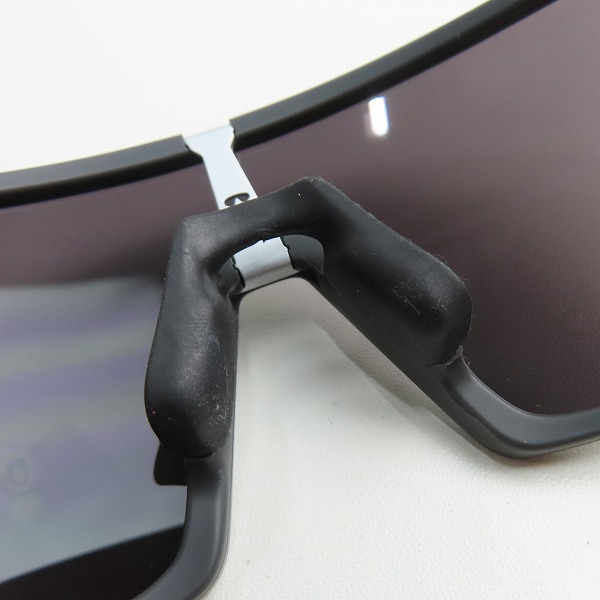 実際に弊社で買取させて頂いたOAKLEY/オークリー SUTRO S/スートロS ユニバーサルフィット スポーツサングラス OO9462-1028  の画像 3枚目