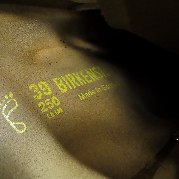 実際に弊社で買取させて頂いたBIRKENSTOCK/ビルケンシュトック シューズ 00433018/39の画像 5枚目