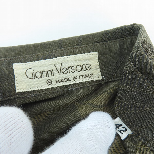 実際に弊社で買取させて頂いたGIANNI VERSACE/ジャンニヴェルサーチ 総柄 長袖 シャツ /42の画像 2枚目