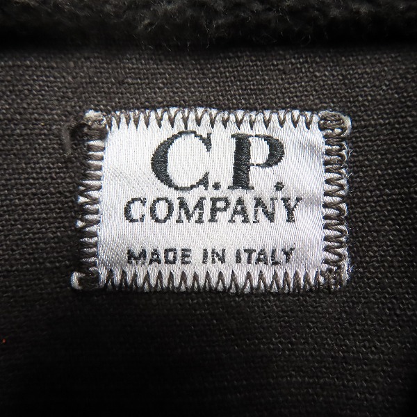 実際に弊社で買取させて頂いたC.P.COMPANY/シーピーカンパニー ジップアップ パーカー 4318M229/48の画像 2枚目
