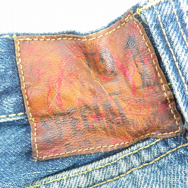 実際に弊社で買取させて頂いたEVISU/エヴィス 隠しリベット カモメ デニムパンツ/30の画像 4枚目