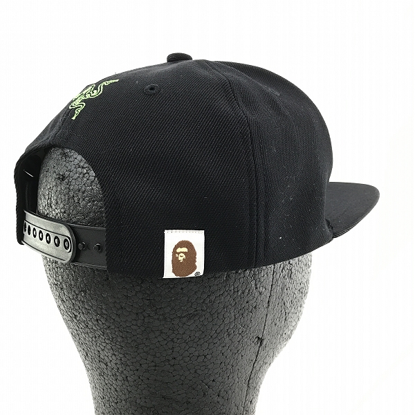 実際に弊社で買取させて頂いた【未使用】A BATHING APE/アベイジングエイプ BAPE × RAZER/ビエイプ × レーザー SNAP BACK CAP/Fの画像 3枚目
