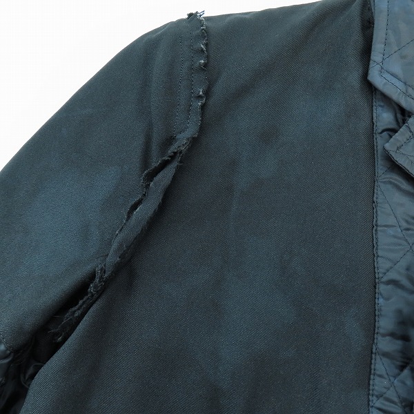 実際に弊社で買取させて頂いたBLACK COMME des GARCONS/ブラックコムデギャルソン 切替 3B テーラードジャケット 1B-J013/Mの画像 5枚目