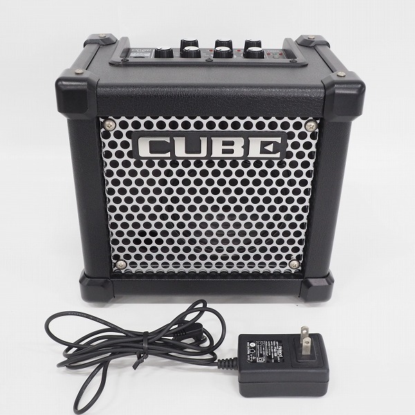 実際に弊社で買取させて頂いたRoland/ローランド M-CUBE GX マイクロキューブ ギターアンプ ACアダプター付【動作確認済】
