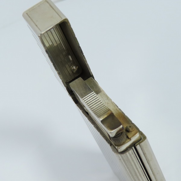 実際に弊社で買取させて頂いたS.T.Dupont/S.T.デュポン LINE2/ライン2 ボーダー ガスライター 16789の画像 5枚目