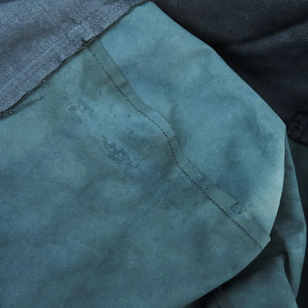 実際に弊社で買取させて頂いたISAMU KATAYAMA BACKLASH/バックラッシュ ラムレザー 切替 フーデッドコート 1471-03/ブラック/Mの画像 5枚目