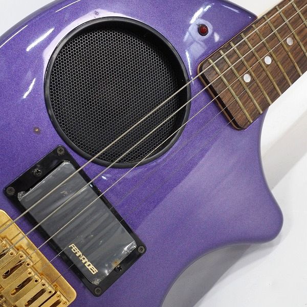 実際に弊社で買取させて頂いた★【難有り】FERNANDES/フェルナンデス ZO-3C ぞうさん ゴールドパーツ アンプ内蔵ギター マッチングヘッド ケース付の画像 4枚目