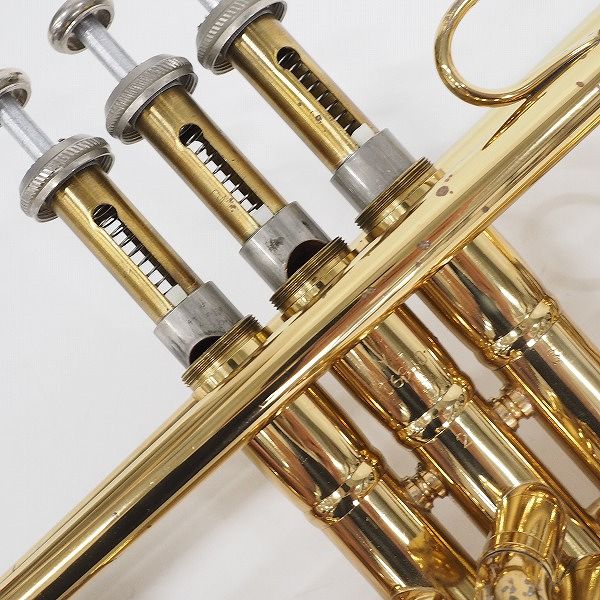 実際に弊社で買取させて頂いたTHE MOMBASA/モンバサ ML トランペット ゴールド ハードケース付の画像 4枚目