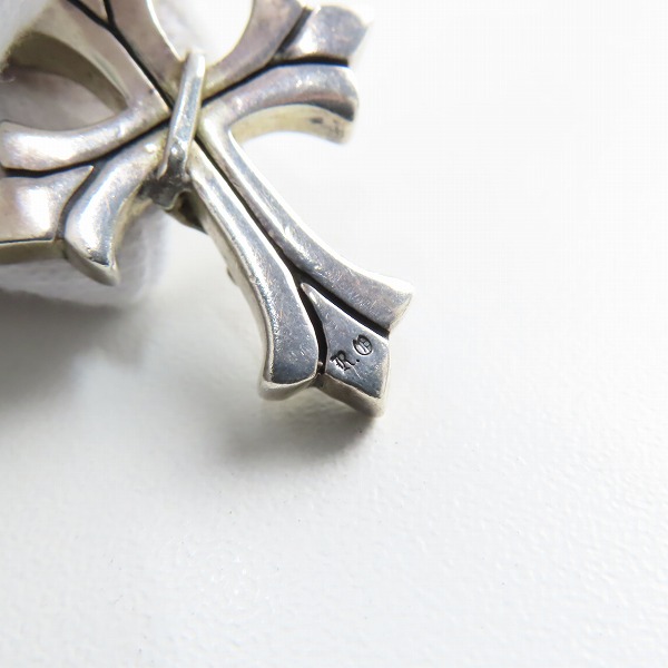 実際に弊社で買取させて頂いたROYAL ORDER/ロイヤルオーダー クロス/リリー モチーフ ペンダント トップの画像 4枚目