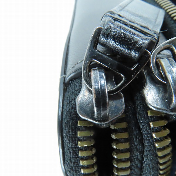 実際に弊社で買取させて頂いたTUMI/トゥミ TRIPLE ZIP CLUTCH/トリプル ジップ クラッチ バッグ レザー ポーチの画像 7枚目