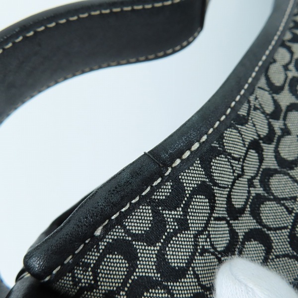 実際に弊社で買取させて頂いたCOACH/コーチ シグネチャー ショルダー/ハンドバッグ ブラック 6351の画像 6枚目