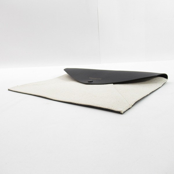 実際に弊社で買取させて頂いたTOMORROWLAND/トゥモローランド キャンバスクラッチバッグの画像 2枚目