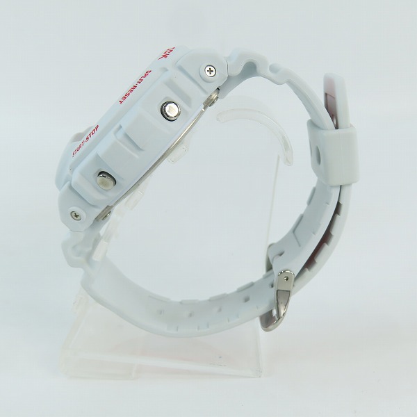 実際に弊社で買取させて頂いたG-SHOCK/G-ショック ウルトラマン誕生40周年記念 DW-6900FS【動作未確認】の画像 1枚目