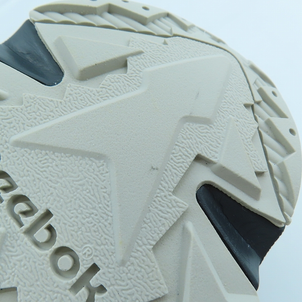 実際に弊社で買取させて頂いた【未使用】 REEBOK/リーボック CLASSIC INSTAUMP FURY OG MU CHANEL インスタポンプフューリー FU9112/28.5の画像 6枚目