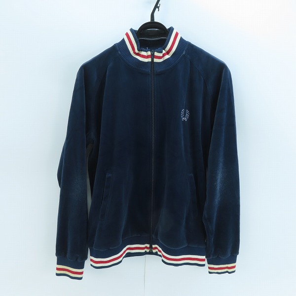 実際に弊社で買取させて頂いたFRED PERRY/フレッドペリー トラックジャケット FPT844S/L
