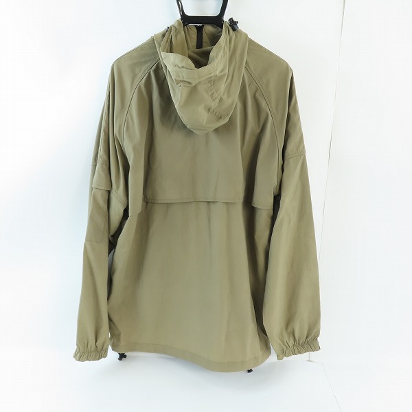 実際に弊社で買取させて頂いたCarhartt/カーハート ナイロン ジップアップパーカー/Lの画像 1枚目