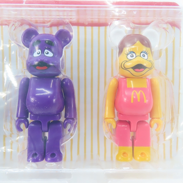 実際に弊社で買取させて頂いた【未開封】メディコムトイ×マクドナルド×ゴジラ BE@RBRICK/ベアブリック ゴジラVSマクドナルド 150％ 4PCS SETの画像 3枚目