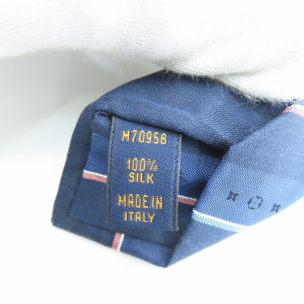 実際に弊社で買取させて頂いた【未使用】LOUIS VUITTON/ルイヴィトン クラヴァット モノグラム ストライプ シルク ネクタイ M70956の画像 4枚目