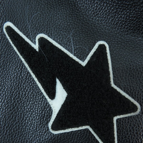 実際に弊社で買取させて頂いたA BATHING APE/アベイシングエイプ  RELAXED FIT VARSITY JACKET/カウレザー切替 スタジャン 001HJI801001/Mの画像 6枚目