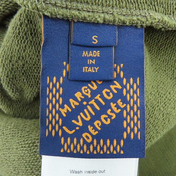 実際に弊社で買取させて頂いた【JPタグ】LOUIS VUITTON/ルイヴィトン 24SS コットン シグネチャー スタッズ クルーネックスウェット RM241 FWC HQY88W/Sの画像 5枚目