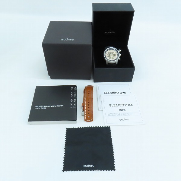 実際に弊社で買取させて頂いたSUUNTO/スント ELEMENTUM TERRA /エレメンタムテラ 替えベルト付き 腕時計 SS014523000の画像 9枚目