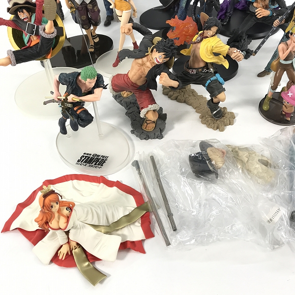 実際に弊社で買取させて頂いた【おまとめ】ONE PIECE/ワンピース 呪術廻戦 モンキー・D・ルフィ/シャンクス/五条悟 等 フィギュアの画像 3枚目