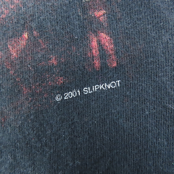 実際に弊社で買取させて頂いたSLIPKNOT/スリップノット 2001 MEMBER DOUBLE SIDE/cygnusボディ/ヴィンテージ 半袖Tシャツ Lの画像 3枚目