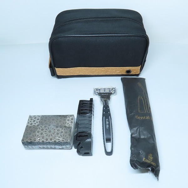 実際に弊社で買取させて頂いたBVLGARI/ブルガリ エミレーツ航空 ポーチ 非売品 の画像 7枚目