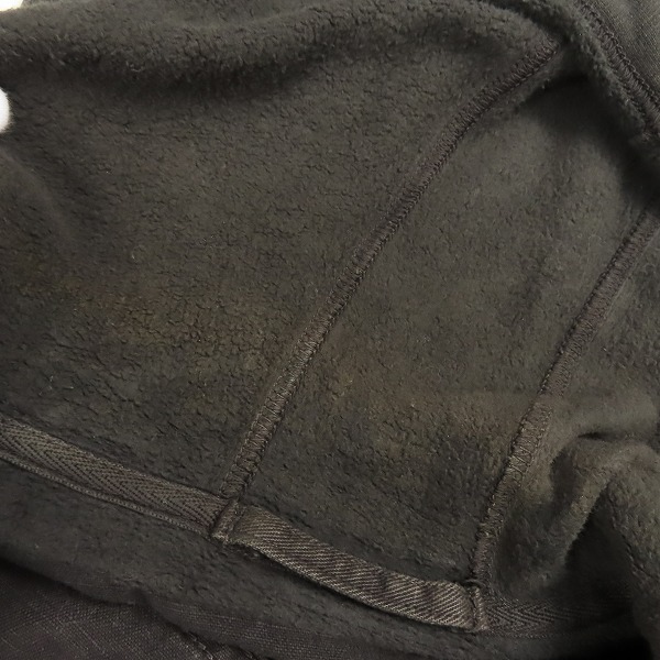 実際に弊社で買取させて頂いたC.P.COMPANY/シーピーカンパニー ジップアップ パーカー 4318M229/48の画像 5枚目