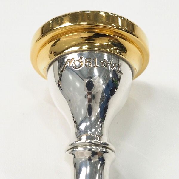 実際に弊社で買取させて頂いた【美品】Atelier MOMO/アトリエモモ 51VL/IG インナーゴールド 太管 トロンボーン用マウスピースの画像 2枚目