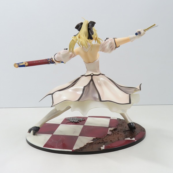 実際に弊社で買取させて頂いたグッドスマイルカンパニー 1/7 Fate/unlimited codes セイバー・リリィ  勝利すべき黄金の剣（カリバーン）の画像 2枚目