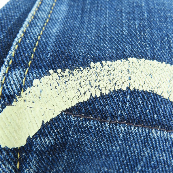 実際に弊社で買取させて頂いたEVISU/エヴィス ペイント デニムパンツ 2101/31×35の画像 7枚目