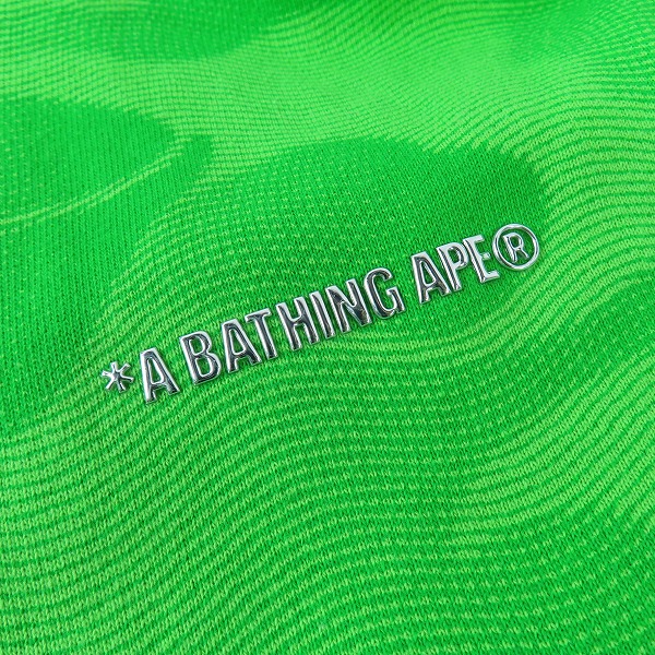 実際に弊社で買取させて頂いたA BATHING APE/アベイジングエイプ INK CAMO SHARK ZIP HOODIE/パーカー/Mの画像 6枚目