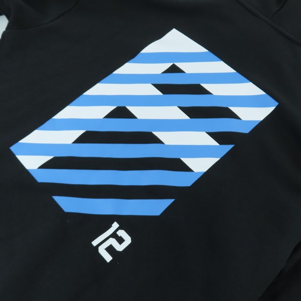 実際に弊社で買取させて頂いたPUMA/プーマ 川崎フロンターレ  FOOTBALL TOGETHER プルオーバーパーカー 681690-01/Lの画像 2枚目