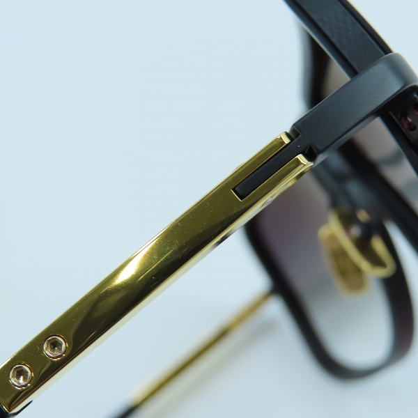 実際に弊社で買取させて頂いたDITA/ディータ MACH ONE titanium ダブルブリッジ サングラス/アイウェア DRX-2030-G-BLK-18K-59の画像 6枚目