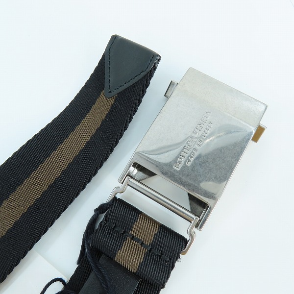 実際に弊社で買取させて頂いた【未使用】BOTTEGA VENETA/ボッテガヴェネタ リボンストラップ ボーダー ライン ベルト 629663 VBWJ1 8552の画像 1枚目
