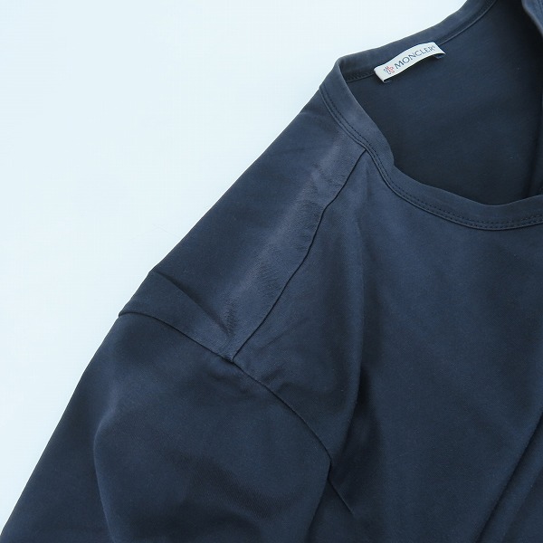 実際に弊社で買取させて頂いた【JPタグ】MONCLER /モンクレール 19AW MAGLIA T-SHIRT ロゴワッペン刺繍 クルーネック 半袖Tシャツ E20918032500 8390Y/XLの画像 7枚目
