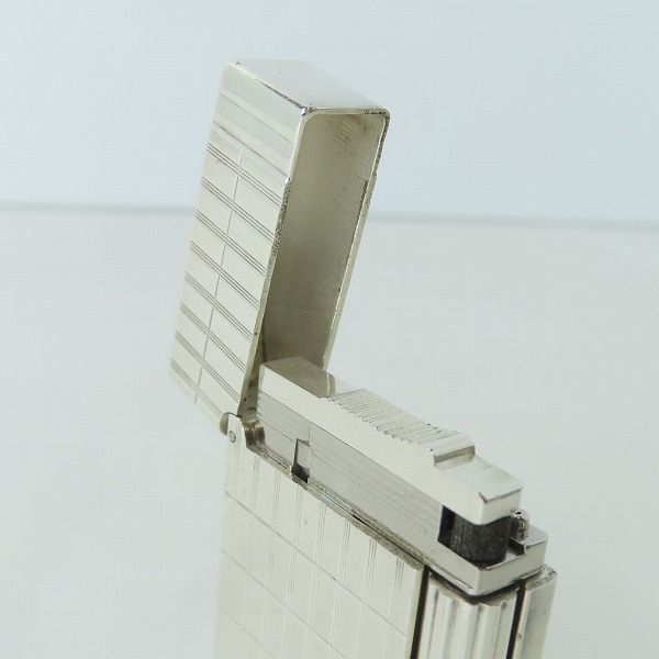 実際に弊社で買取させて頂いたS.T.Dupont/デュポン GATSBY/ギャッツビー ガスライター インターセクト シルバーの画像 5枚目
