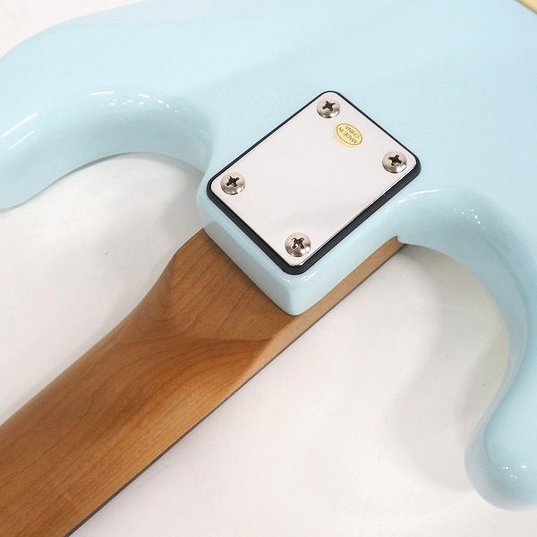 実際に弊社で買取させて頂いた★Bacchus/バッカス UNIVERSE SERIES ストラトキャスターType SSH エレキギター ソフトケース付の画像 8枚目