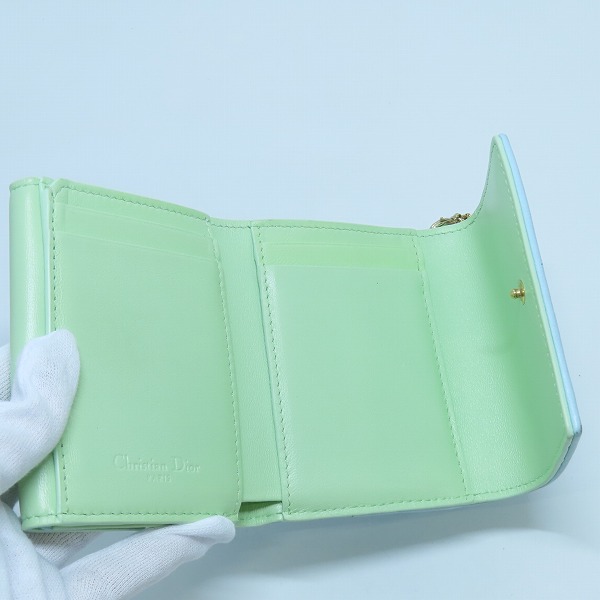 実際に弊社で買取させて頂いたDIOR/ディオール Lady Dior/レディディオール ロータスウォレット 三つ折り財布の画像 3枚目