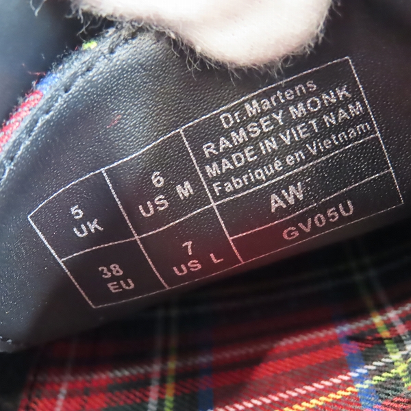 実際に弊社で買取させて頂いたDr.Martens/ドクターマーチン スタッズ チェック ローカット UK5の画像 5枚目
