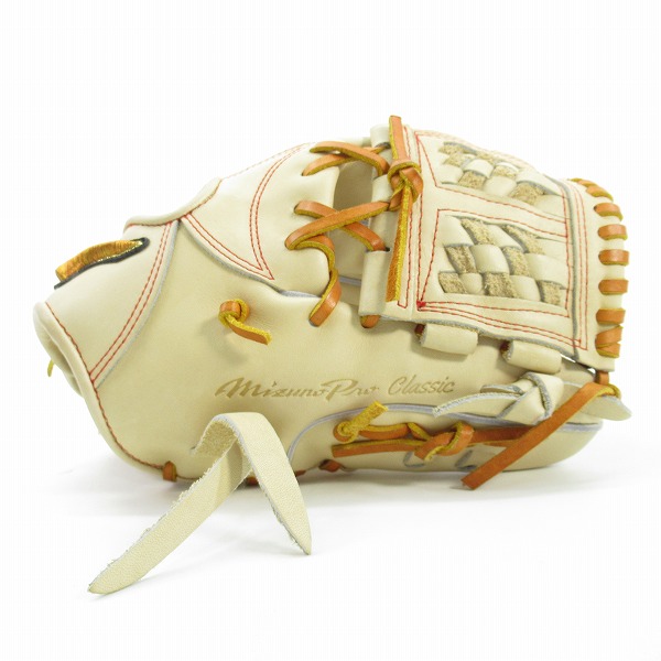 実際に弊社で買取させて頂いたMIZUNO/ミズノ ミズノプロClassic  軟式グローブ 軟式用内野手用 1AJGR30013/9の画像 1枚目