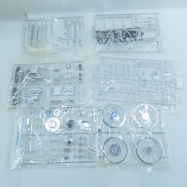 実際に弊社で買取させて頂いた【未組み立て/パーツ欠品】TAMIYA/タミヤ 1/6 HONDA CB750 POLICE TYPE/ポリスタイプ プラモデルの画像 1枚目