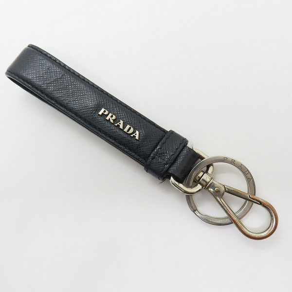 実際に弊社で買取させて頂いたPRADA/プラダ キーリング/レザー/無地の画像 1枚目