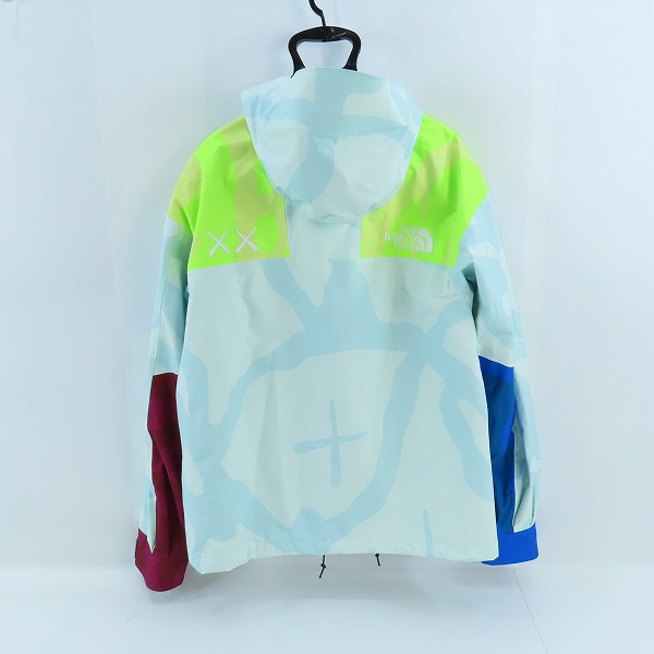 実際に弊社で買取させて頂いたTHE NORTH FACE×KAWS/ノースフェイス×カウズ 22SS Retro 1986 Mountain Jacket NF0A7WLW/Sの画像 1枚目
