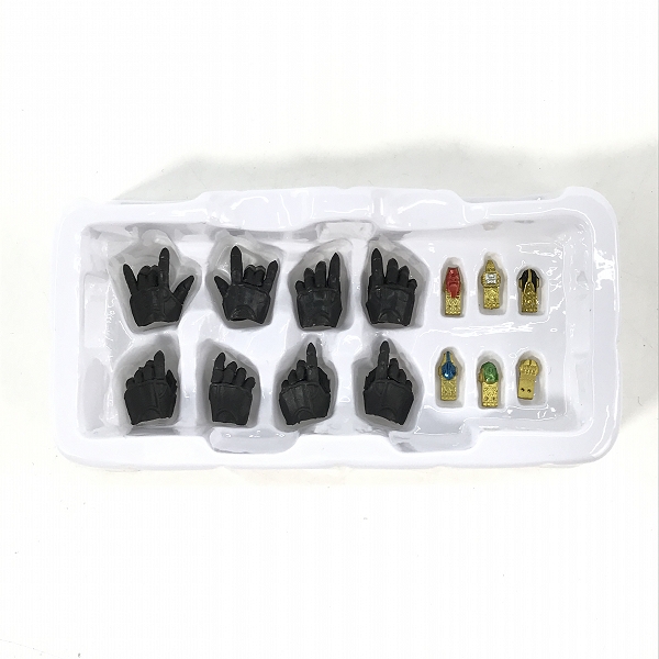 実際に弊社で買取させて頂いたBANDAI SPIRITS/バンダイスピリッツ S.H.Figuarts 真骨彫製法 仮面ライダーキバ ダークキバ フィギュアの画像 5枚目